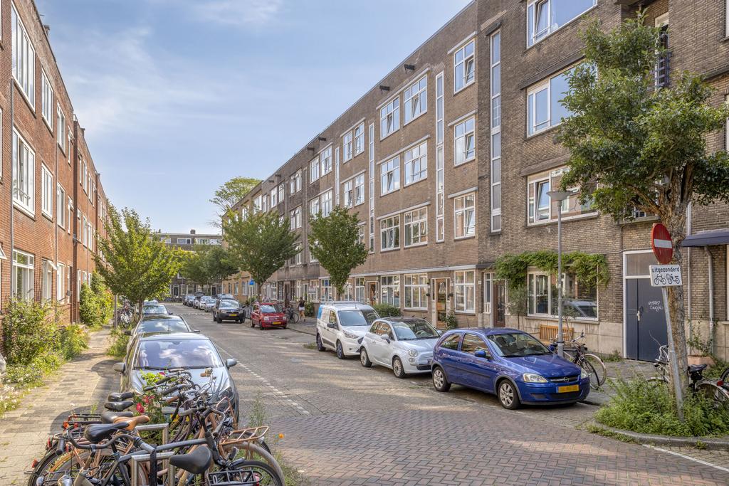 https://roosdenbrabermakelaars.nl/wp-content/uploads/2026/06/240664086.jpg