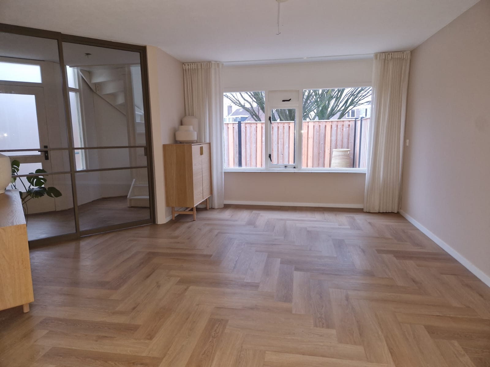 https://roosdenbrabermakelaars.nl/wp-content/uploads/2026/06/257587858.jpg