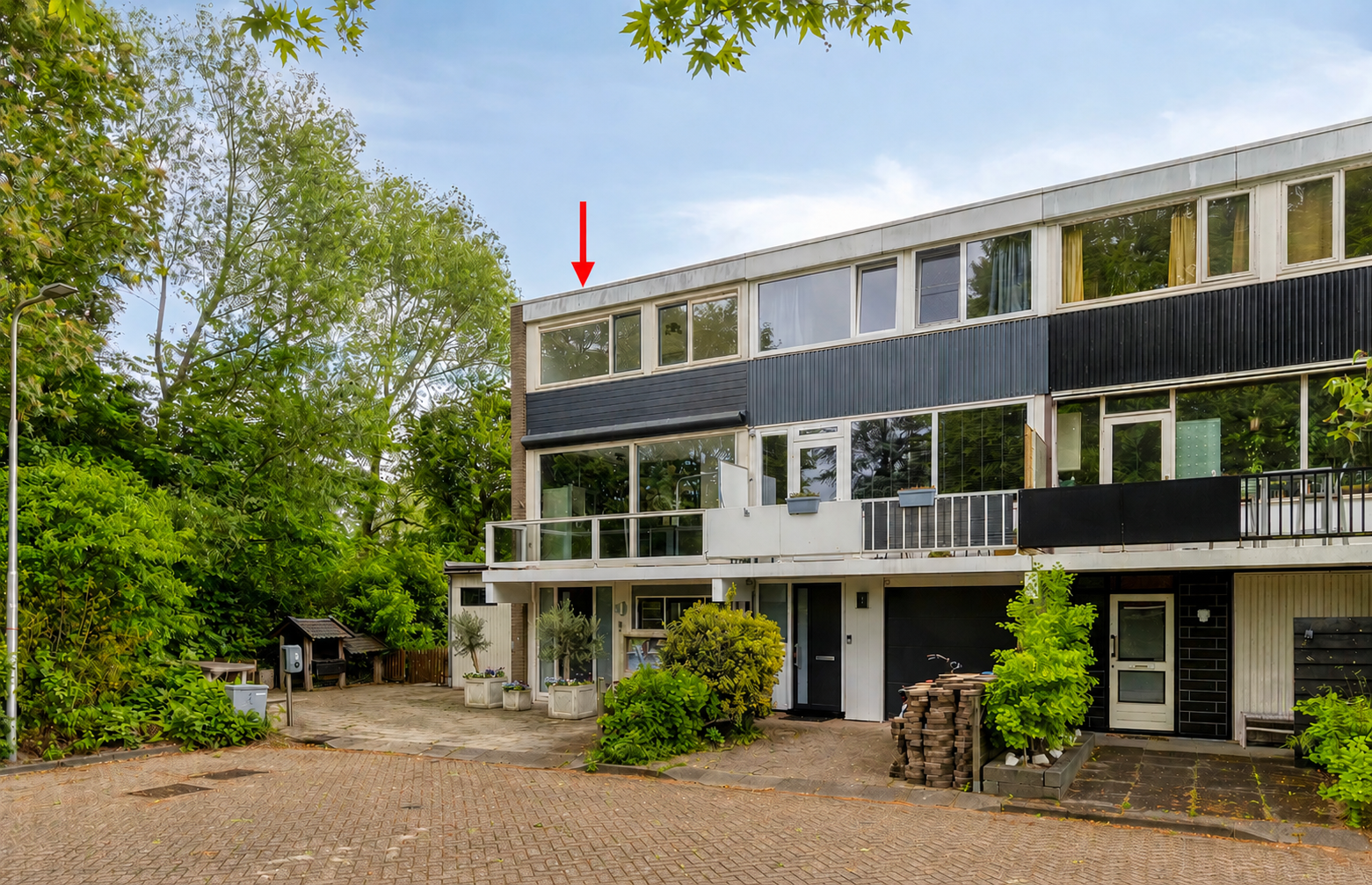 https://roosdenbrabermakelaars.nl/wp-content/uploads/2026/06/277279954.png